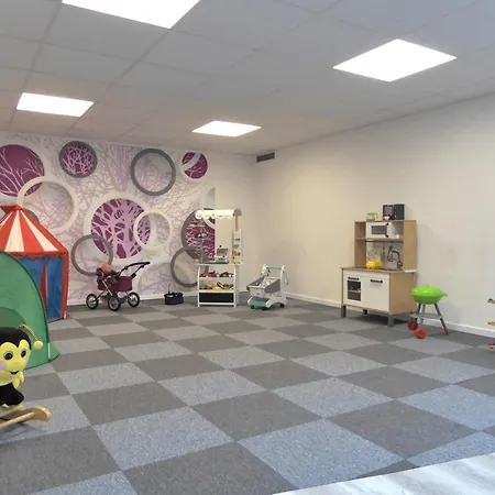 アパート Citylife Pool Sauna 5 Pers Near Lift Wifi Ps4