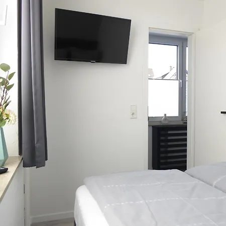 Citylife Pool Sauna 5 Pers Near Lift Wifi Ps4 Apartament
