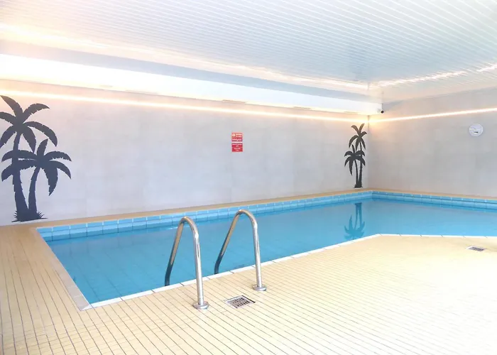 Apartment Citylife Pool Sauna 5 Pers Near Lift Wifi Ps4 *